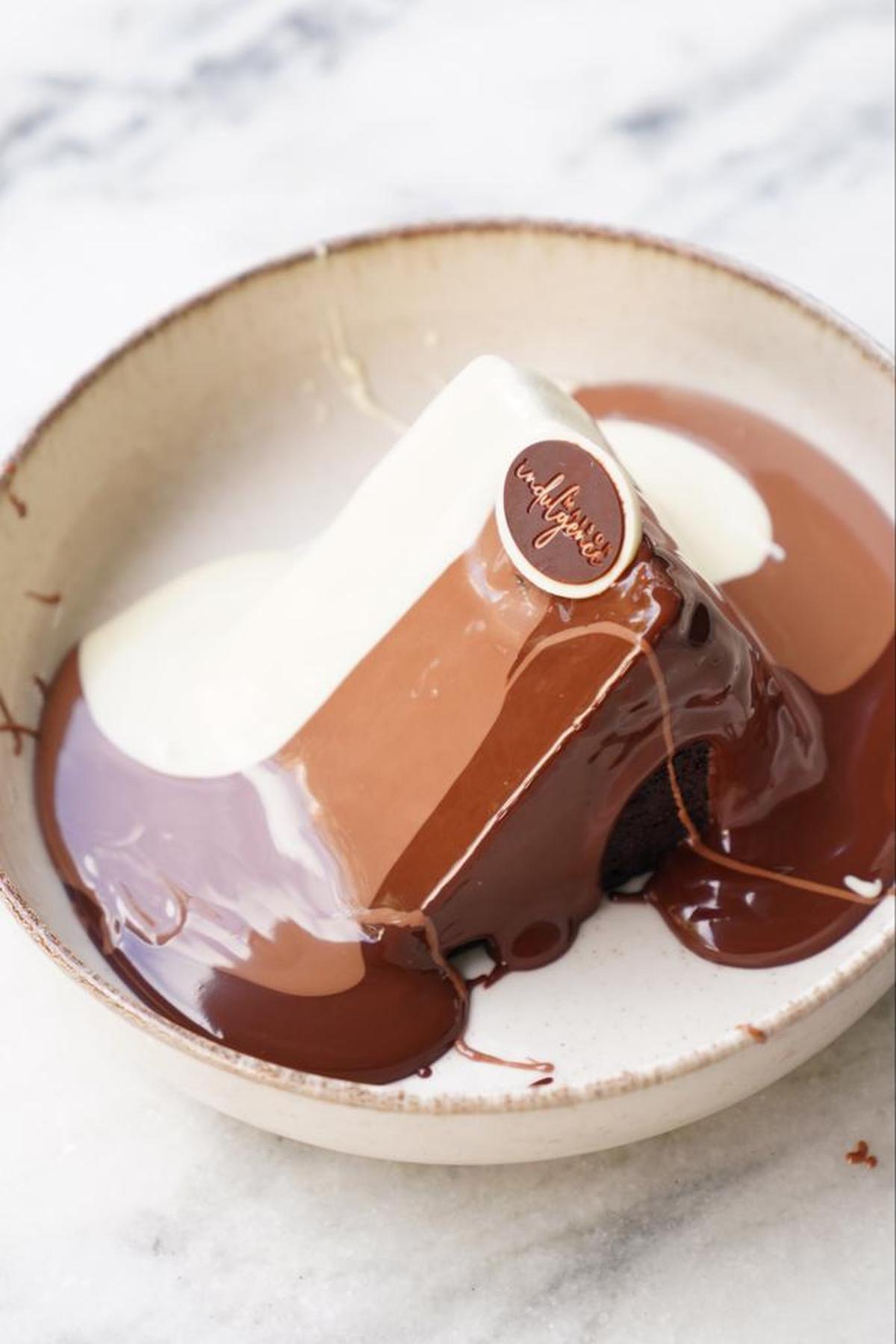 Maison Indulgence, Chennai’s newest dessert cafe has DIY chocolate bars